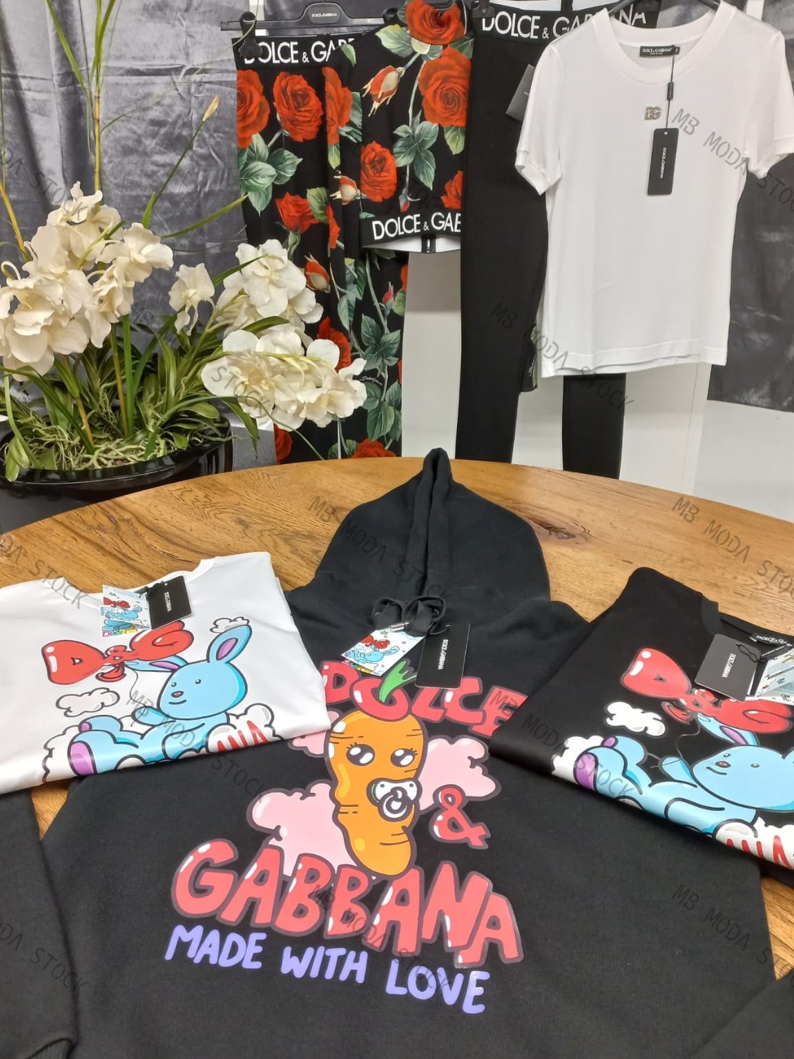 Lotto D&G donna invernale. 12 pezzi